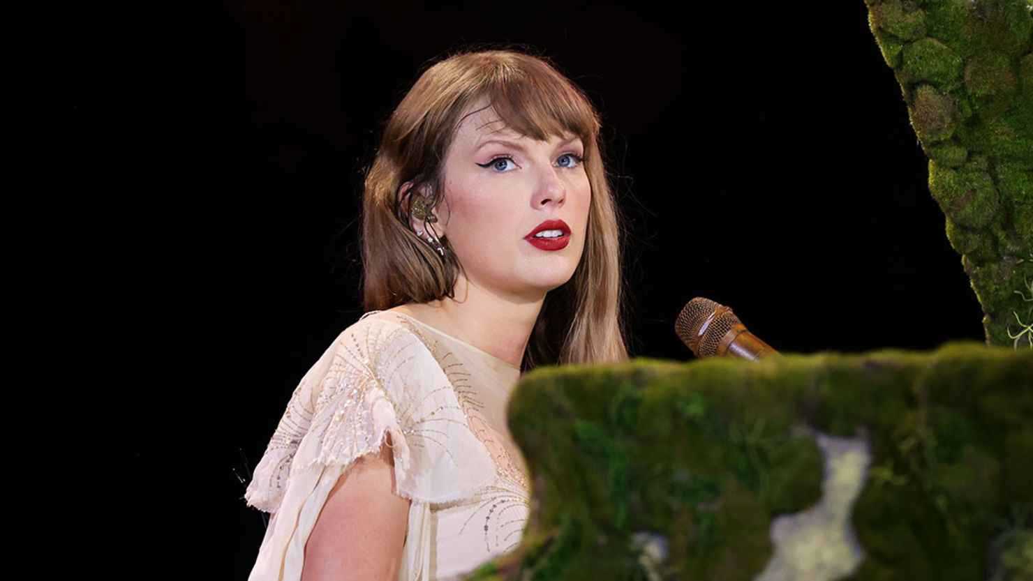 "الفوضى جزء من النجاح".. تايلور سويفت ترد على منتقدي ألبومها