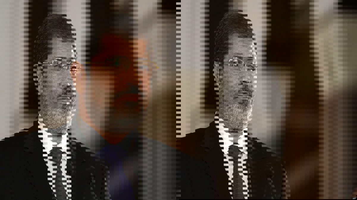 الكويت تحقق في خطبة إمام مسجد عن محمد مرسي