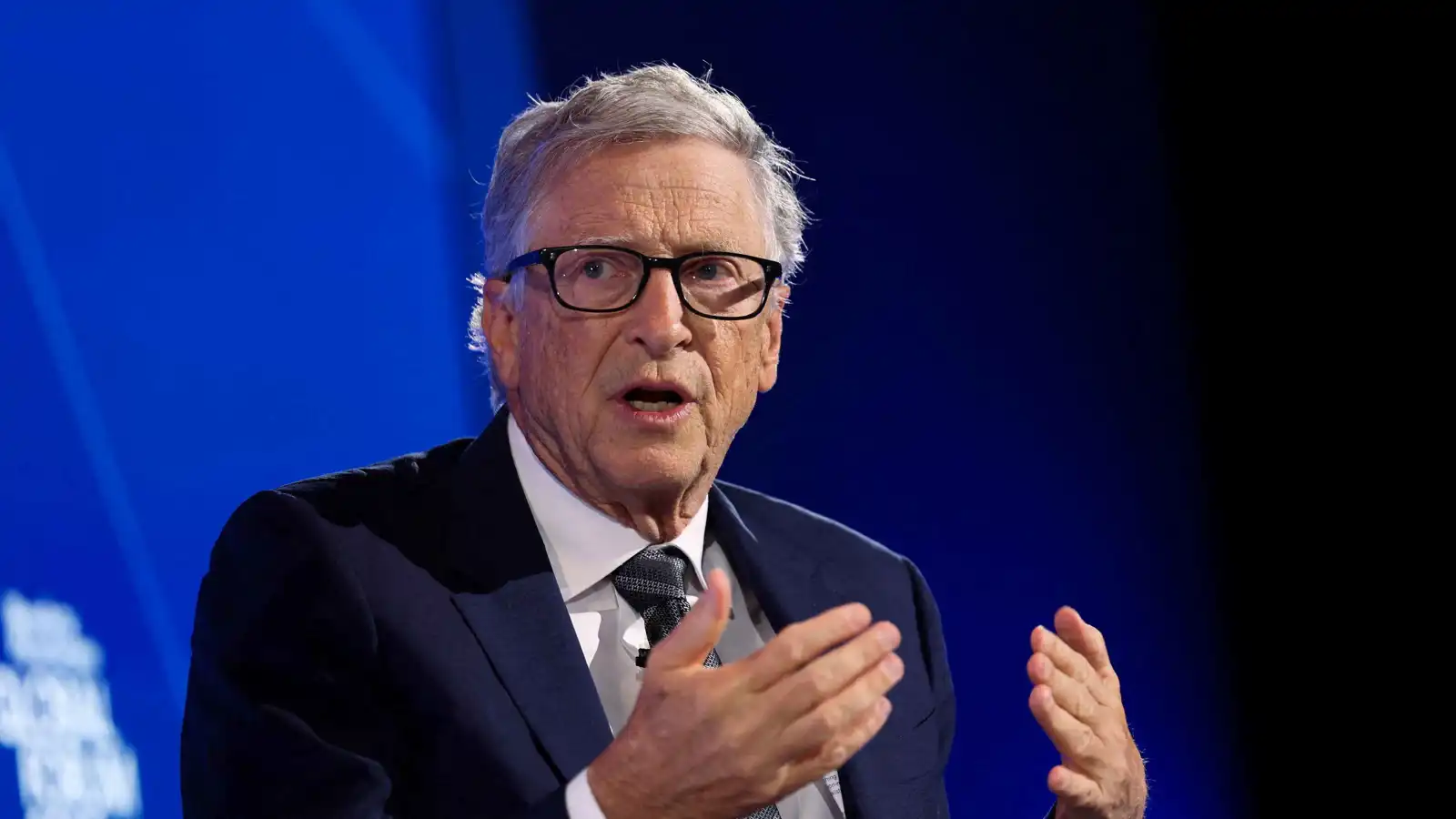 وسط جدل حول صلته بإبستين.. بيل غيتس يلغي مشاركته في قمة بالهند