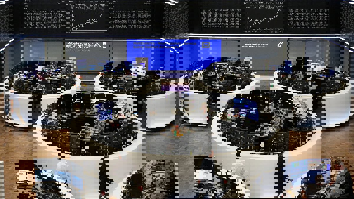 الأسهم الأوروبية تغلق عند مستوى قياسي مرتفع