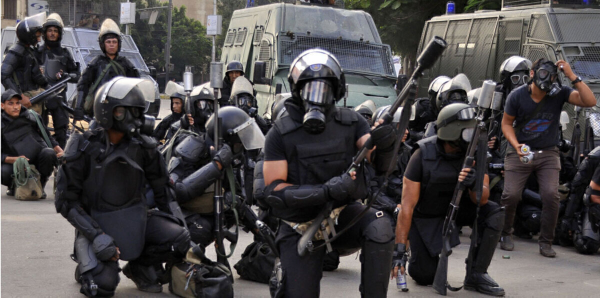 الحكومة المصرية تعتقل 14 عضوًا في حركة "حسم" المسلحة