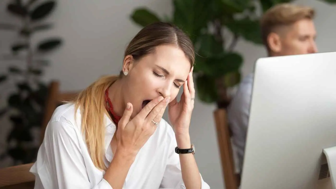 لماذا يجعلك "التثاؤب" تشعر بالراحة؟