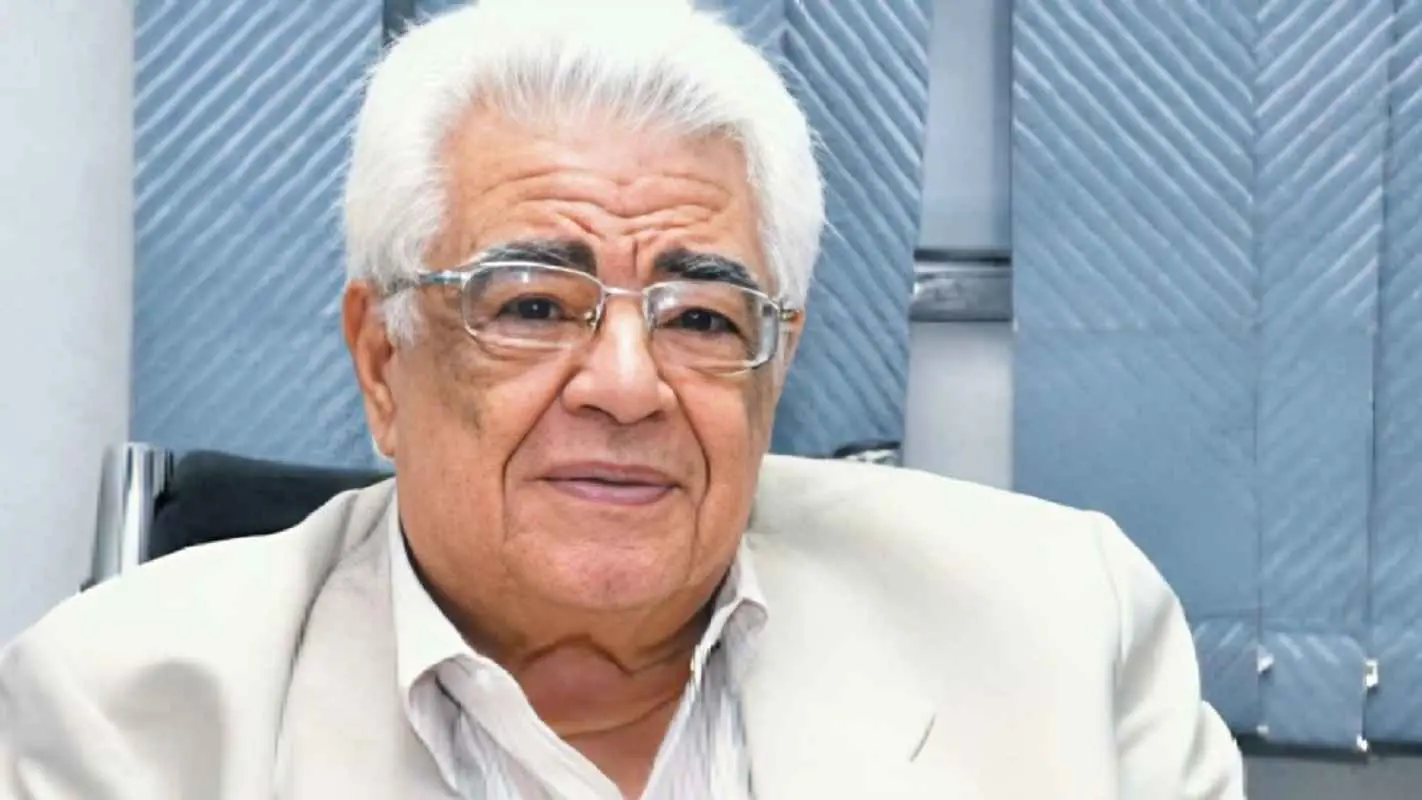 الموت يغيب الروائي المصري محمد جبريل