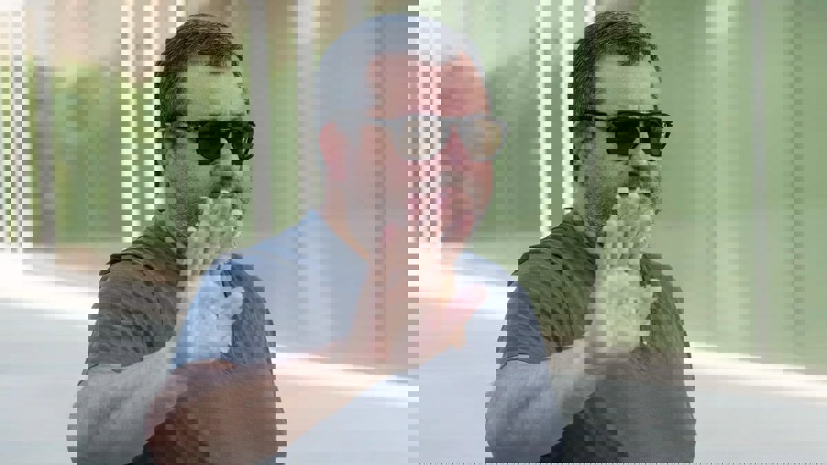 نجوم كرة القدم يحضرون جنازة مينو رايولا (صور)