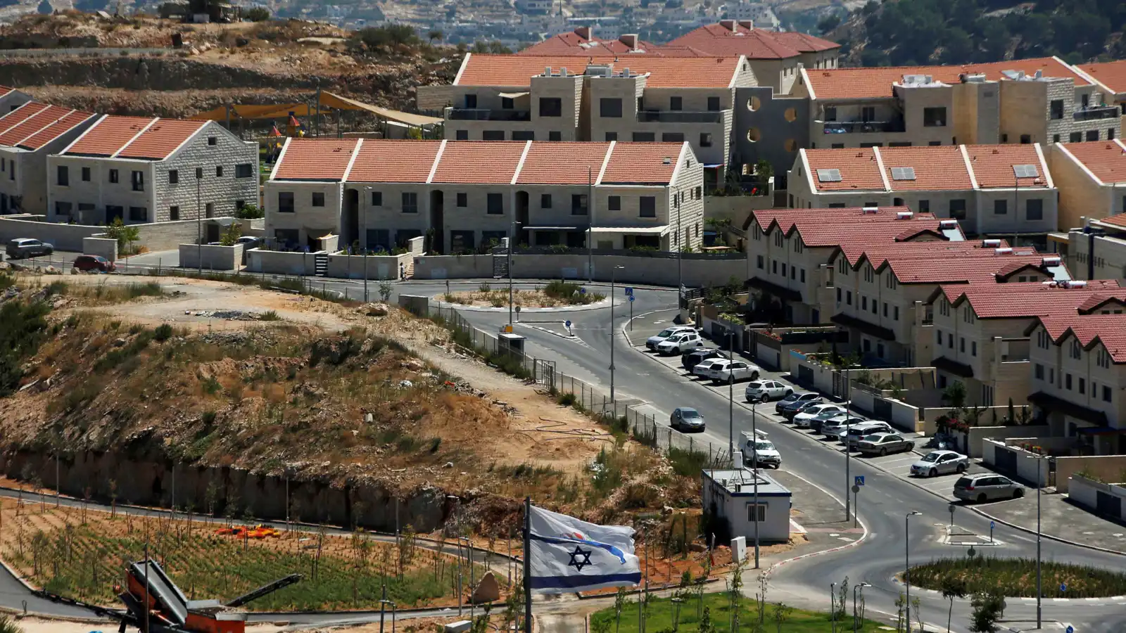 لأول مرة.. تقديم خدمات جواز السفر الأمريكي داخل مستوطنة بالضفة الغربية