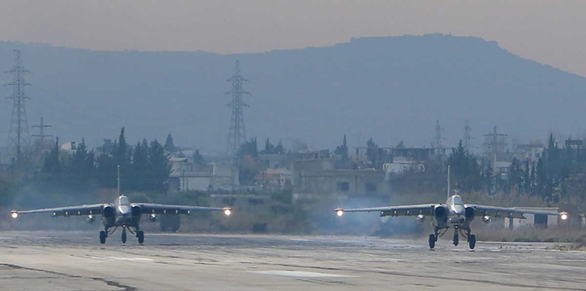 تقرير: أمريكا تبني قاعدتين جويتين شمال سوريا