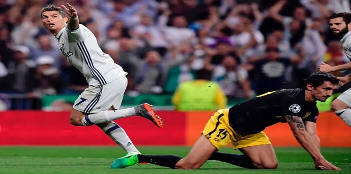 رونالدو يقهر أتلتيكو مدريد بثلاثية ويقرب ريال مدريد من نهائي دوري أبطال أوروبا