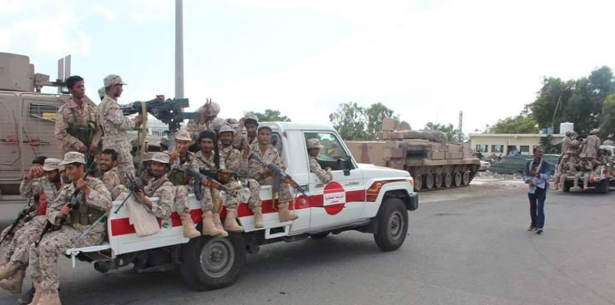 اليمن.. استهداف موكب قيادي بعدن يسفر عن سقوط قتيل