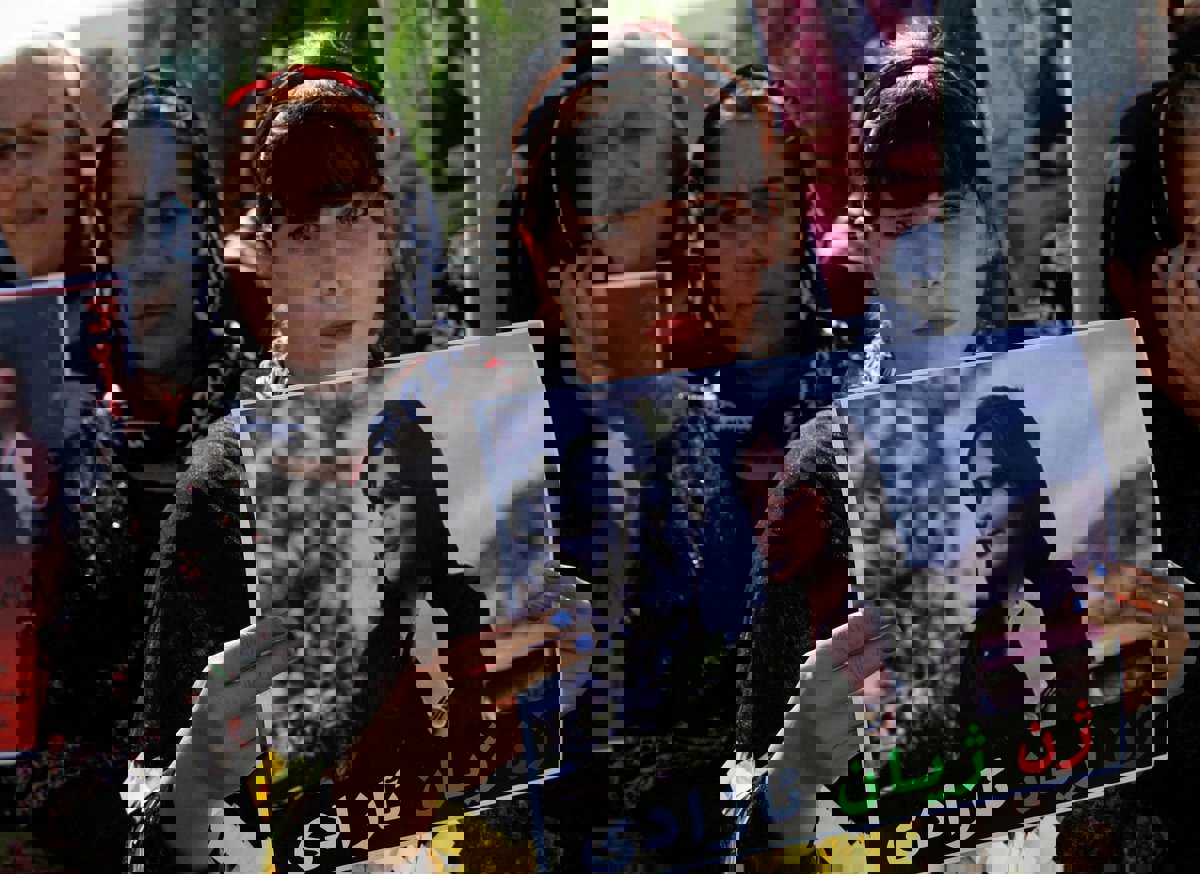 فنان إيراني يدخل السجن بسبب أغنية.. ما القصة؟