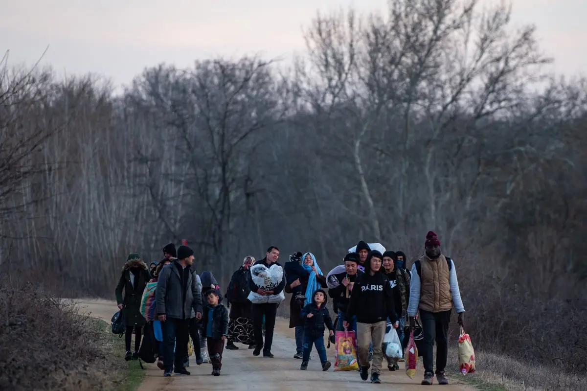 إنقاذ 51 مهاجرًا غير شرعي قبالة طرابلس اللبنانية