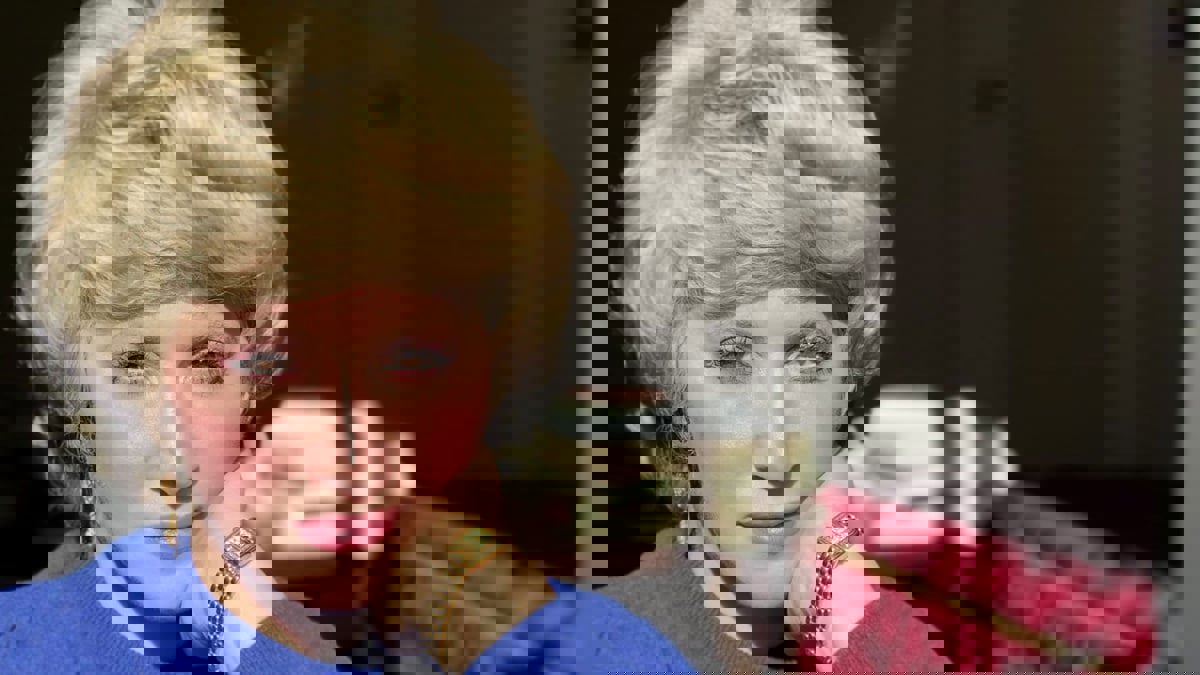 الروائية لينا هويان الحسن: معظم محكّمي الجوائز ومنظّري الأدب لم يسمعوا بـ"الميثوبيا"