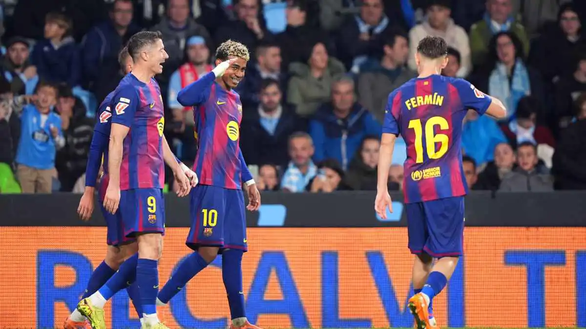 "نتضرر بسببه".. لاعبو برشلونة يشتكون من لامين يامال