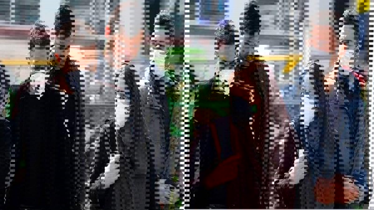 كورونا يصيب 3 مسؤولين في إيران