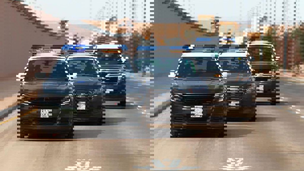 السعودية.. القبض على شخص سرق 27 ألف دولار من مؤسسة تجارية