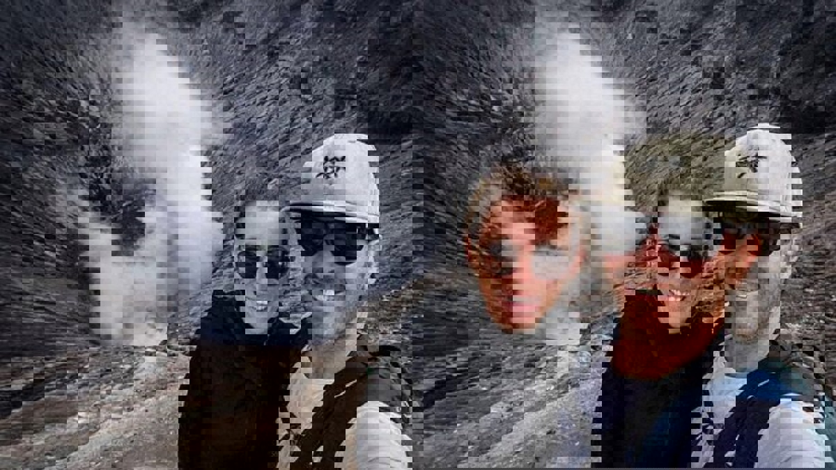 إيران تطلق سراح سائحين أستراليين وأستراليا تفرج عن طالب إيراني 