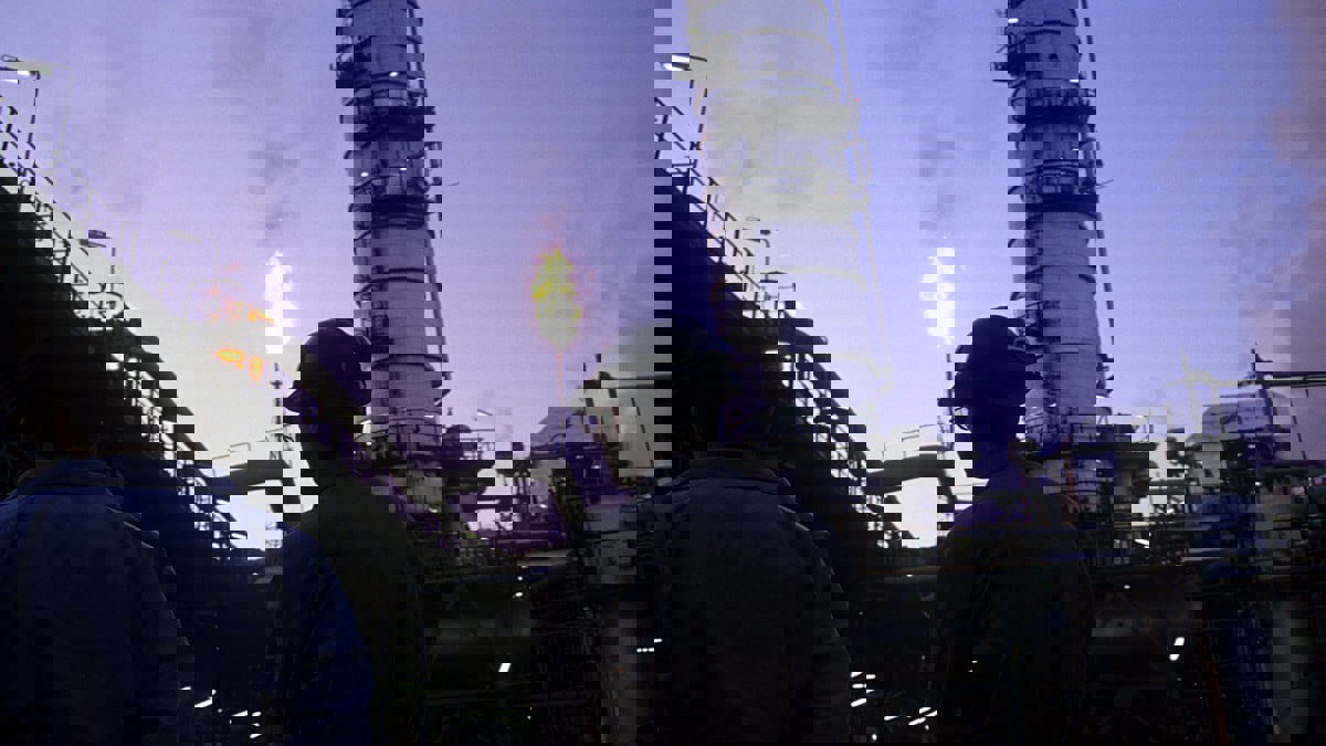 إيران تسارع لزيادة مبيعات البتروكيماويات مع اشتداد وطأة العقوبات‎