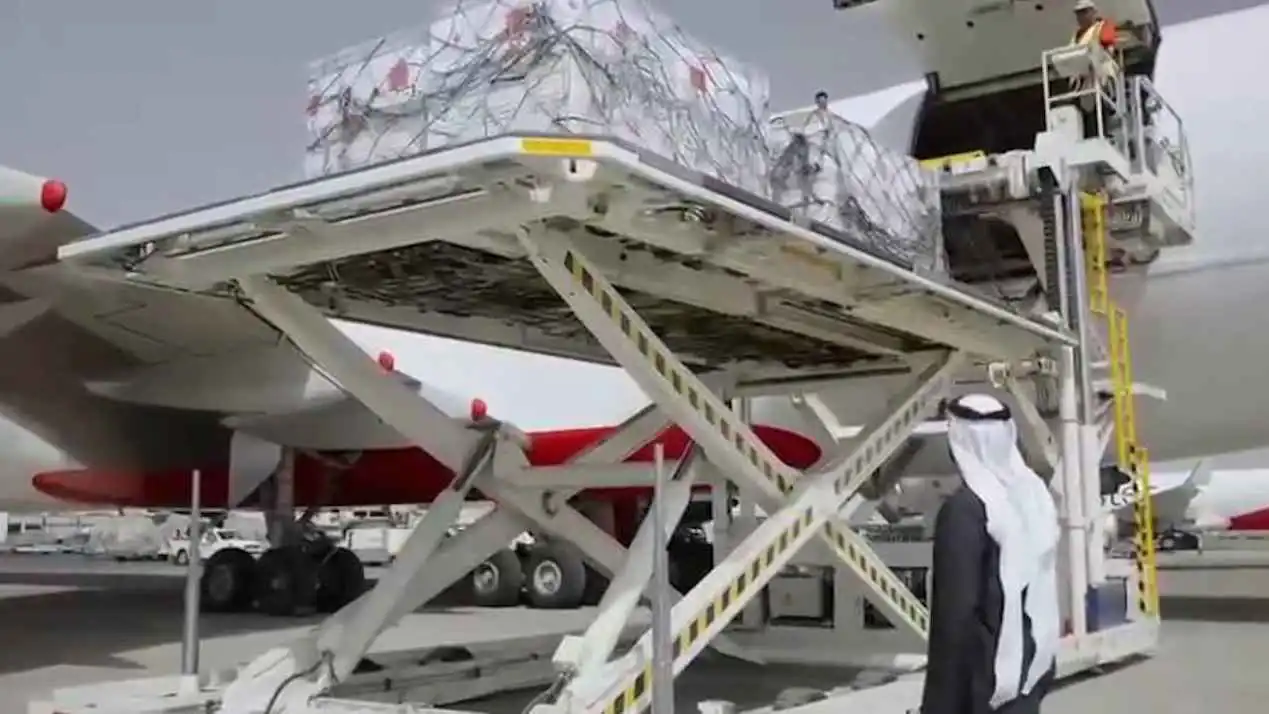 بشراكة إماراتية بحرينية.. إرسال شحنة إغاثية عاجلة تزن 100 طن إلى غزة