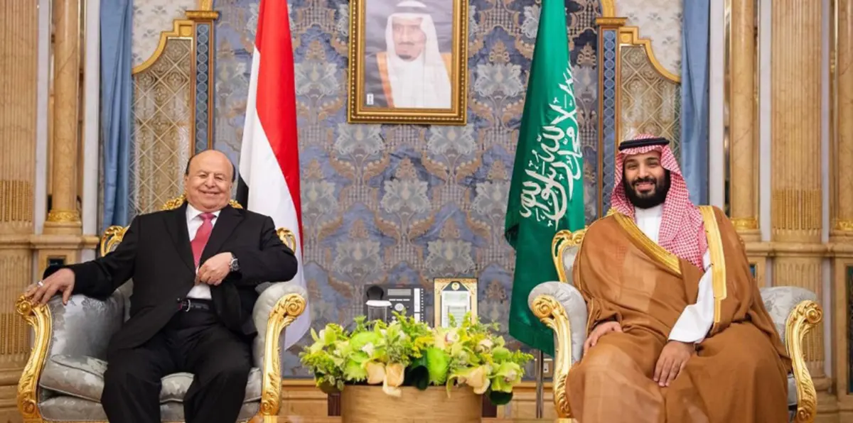 بالفيديو والصور.. شاهد الأمير محمد بن سلمان في استقبال الرئيس اليمني هادي