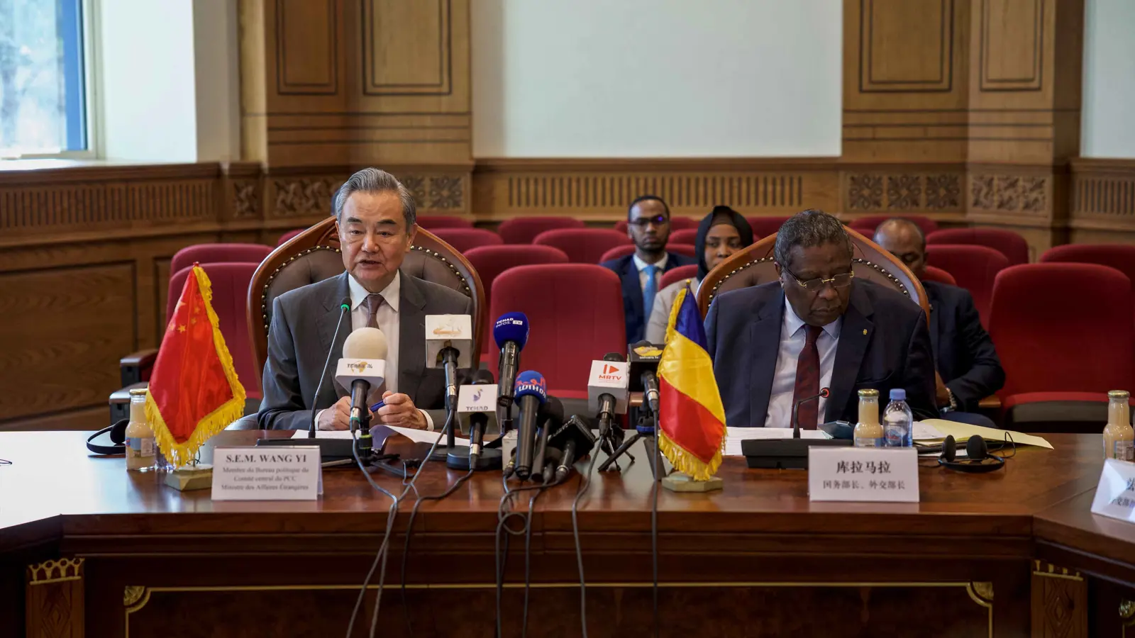 الصين تدخل معركة النفوذ في أفريقيا.. هل تسد الفراغ الفرنسي؟