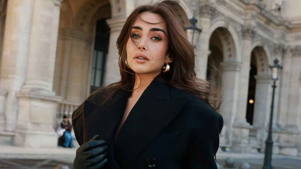 "كان سندي".. هنا الزاهد تبكي رحيل طلعت زكريا