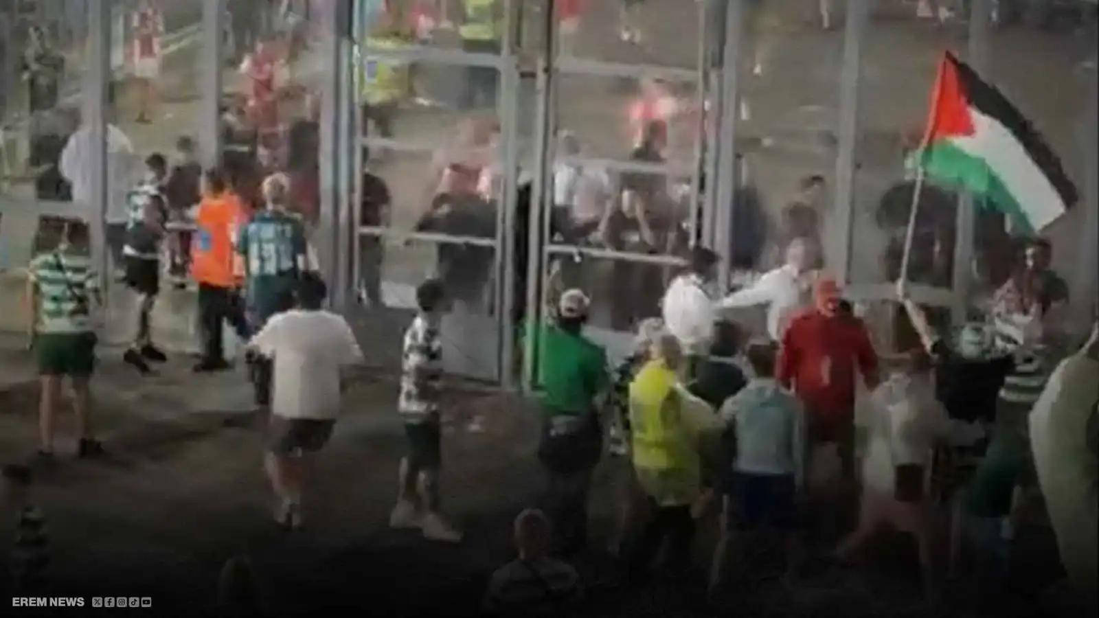 ملعب أوروبي يتحول إلى ساحة حرب فلسطينية إسرائيلية (فيديو إرم)