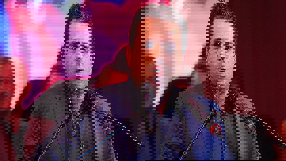 إعلام: سليم الرياحي قيد الإقامة الجبرية في اليونان تمهيدا لتسليمه لتونس