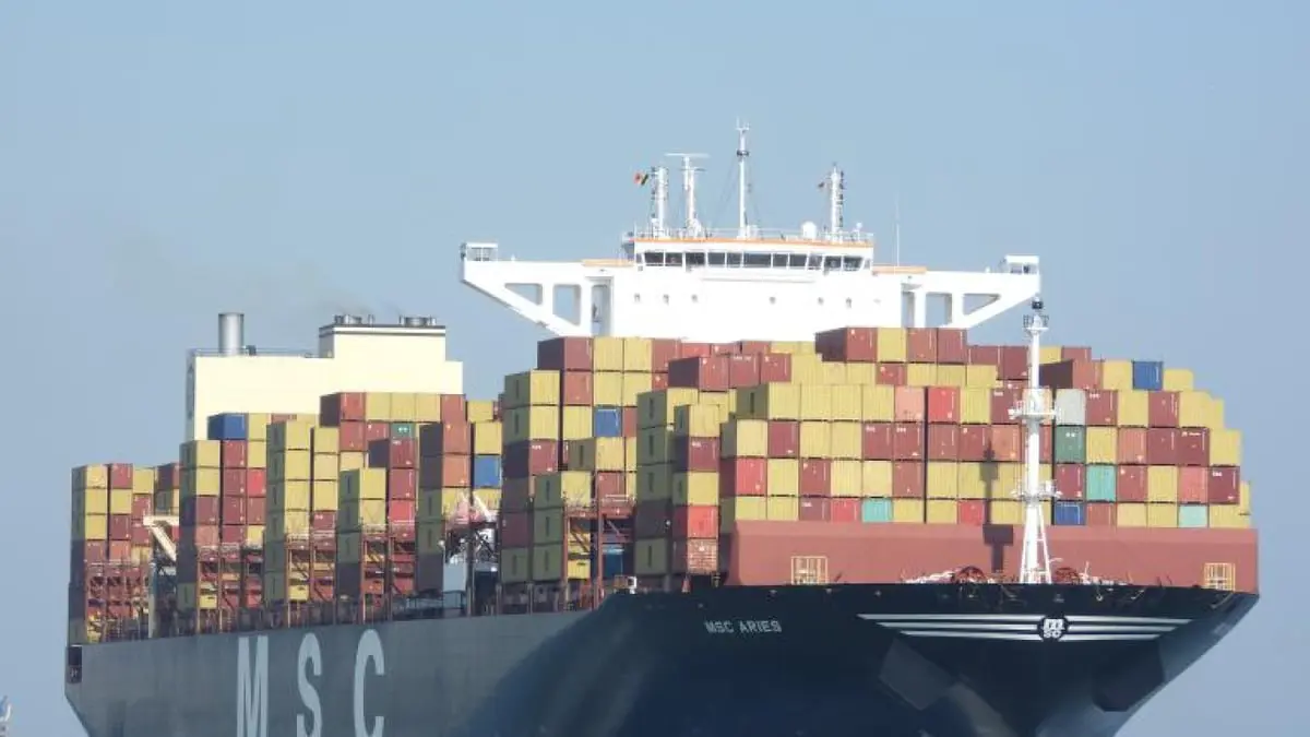 الحرس الثوري الإيراني يختطف سفينة إسرائيلية في مضيق هرمز (فيديو)