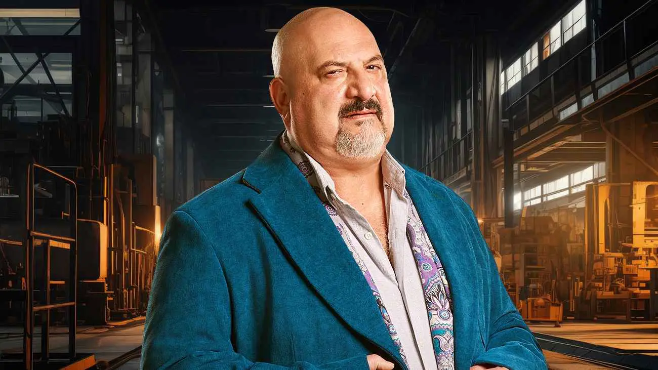 ما حقيقة الحجز على أموال ممدوح شاهين بسبب خالد الصاوي؟