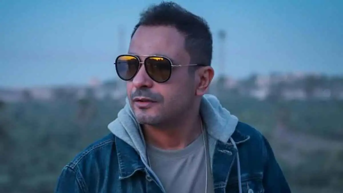 بعد الحادث المروع.. تطورات الحالة الصحية لمحمد نجاتي