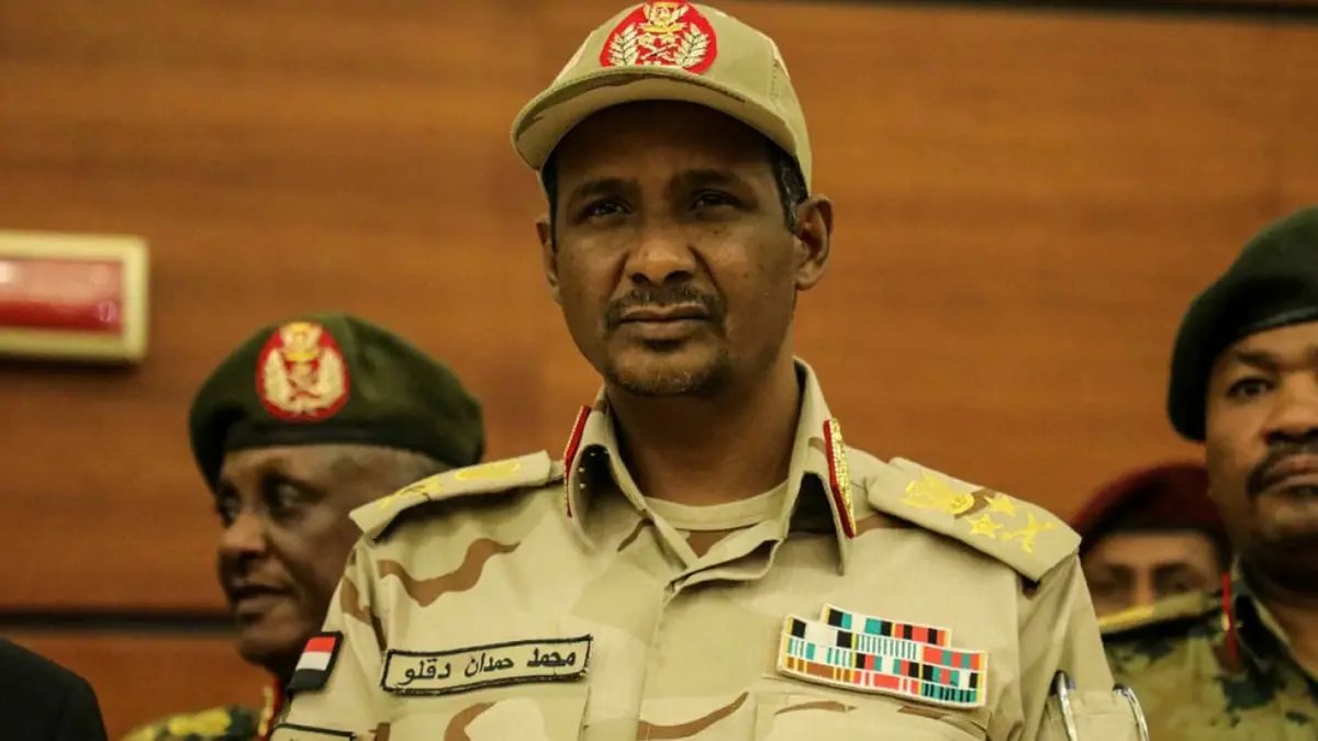 السودان.. ما دلالات تصريحات حميدتي الأخيرة بشأن تسليم السلطة للمدنيين؟