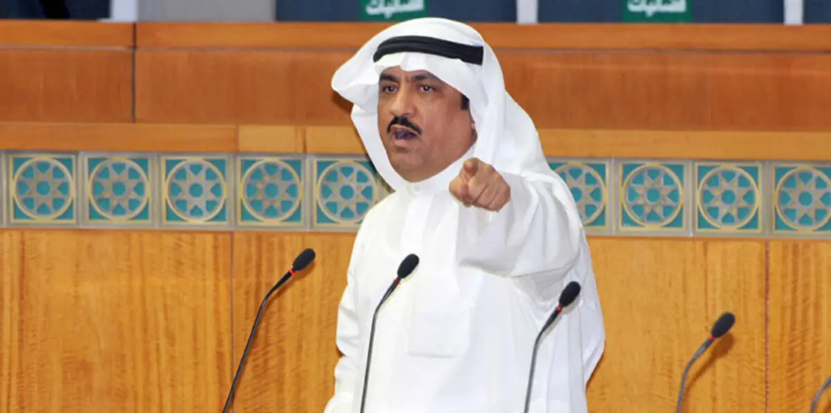 الكويت.. نقل مسلم البراك للمستشفى وسط إجراءات مشددة (صور)