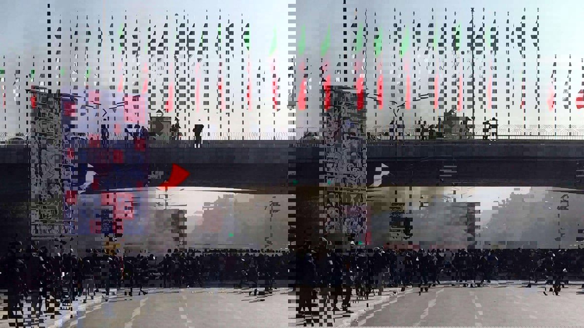 نائب إيراني: السلطات تقدم مياه صرف صحي لسكان المحمرة وعبادان