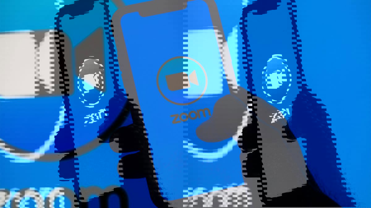 عطل فني يضرب تطبيق "زووم"