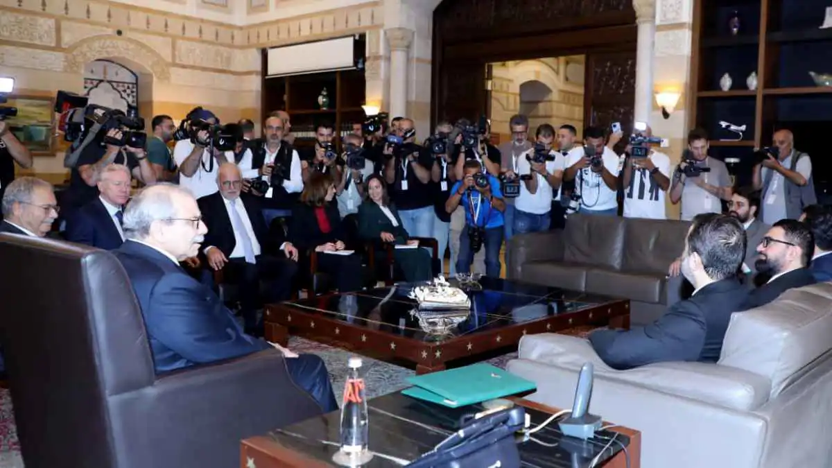 ملفا ترسيم الحدود والمعتقلين يتصدران مباحثات وفد سوريا في لبنان