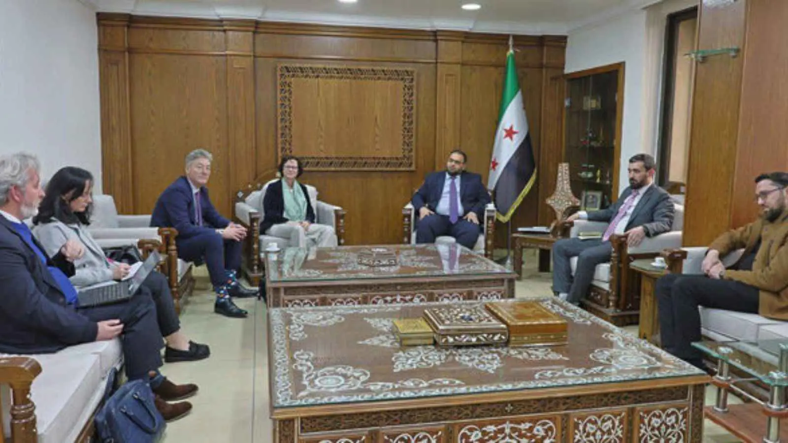 سوريا تطالب باستعادة "حق الشعب" من أوروبا