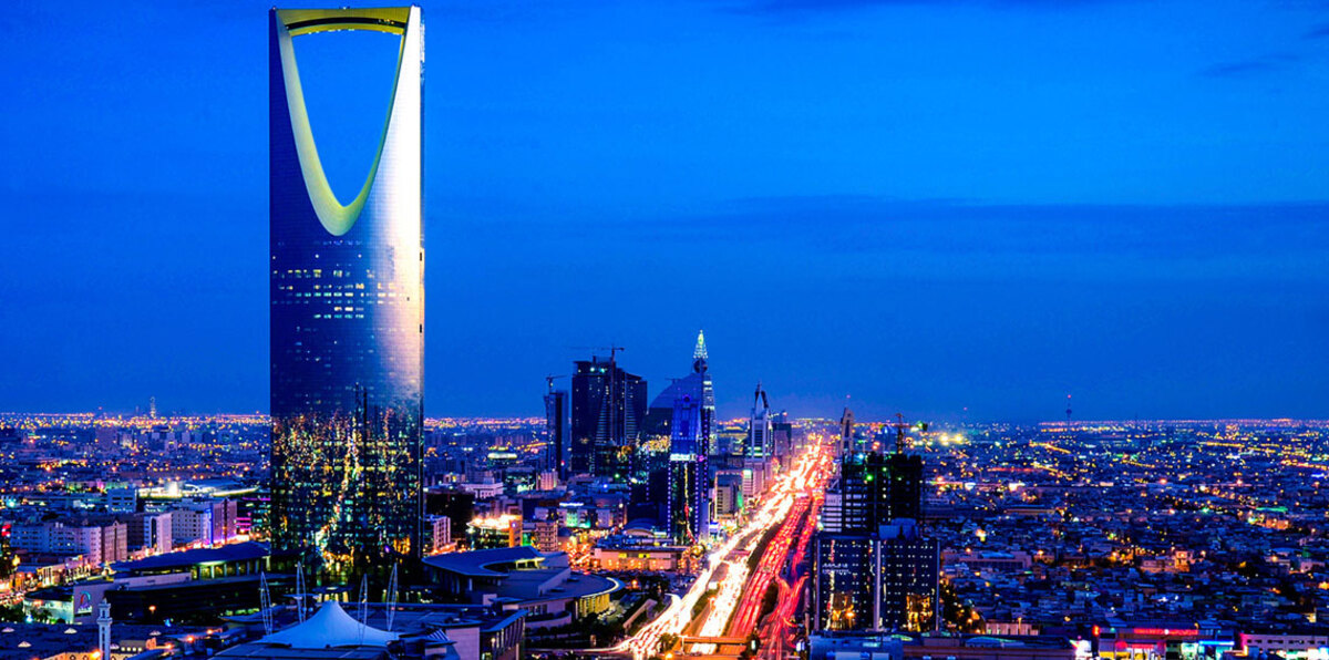 صحيفة: 3 دول تجمد حسابات المتهمين بالفساد في السعودية