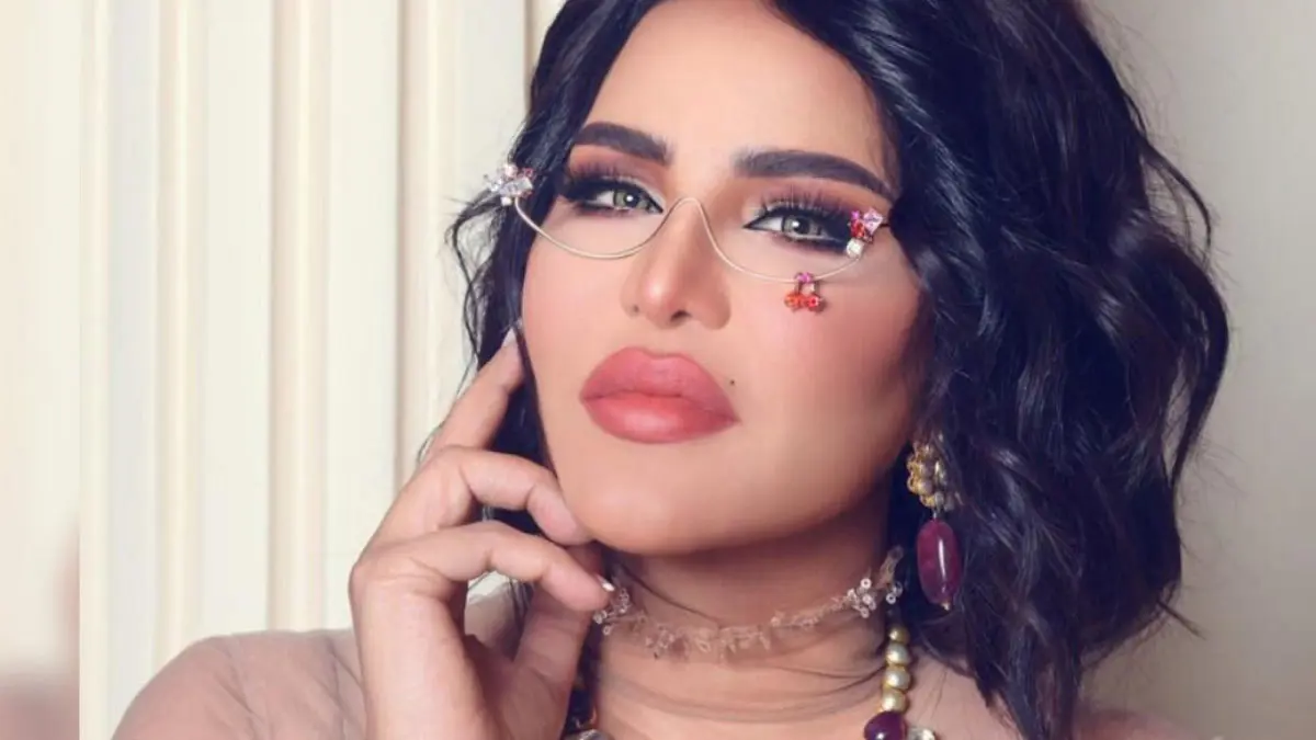 هل ألغيت حفلات المطربة الإماراتية أحلام في السعودية؟