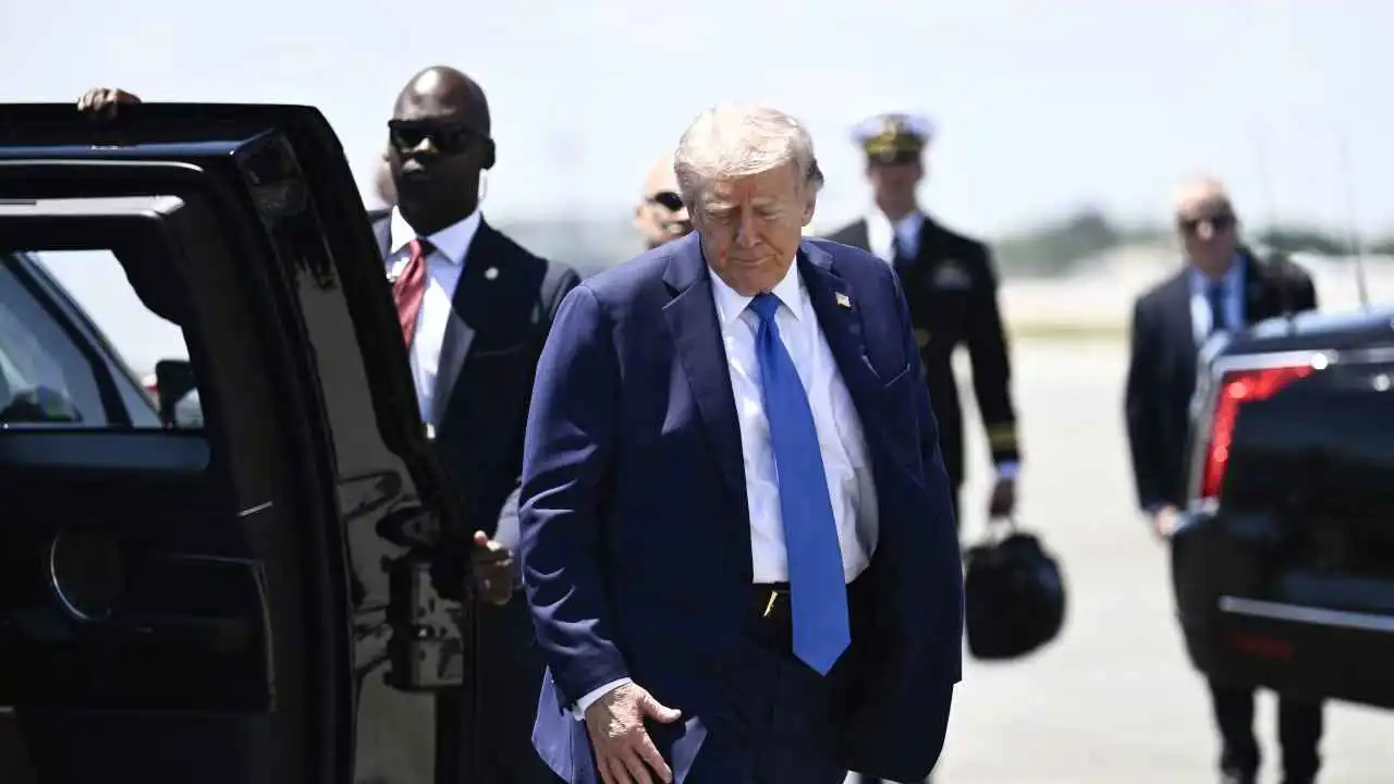 إيران تطلب مهلة من واشنطن للتشاور مع مجتبى "الغائب الحاضر"