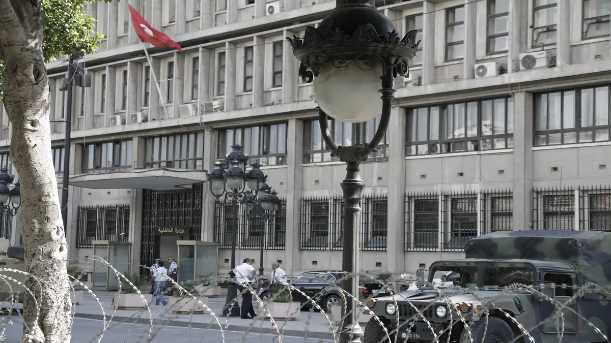 الحكومة التونسية تغير عددًا من المحافظين قبل أشهر من الانتخابات‎