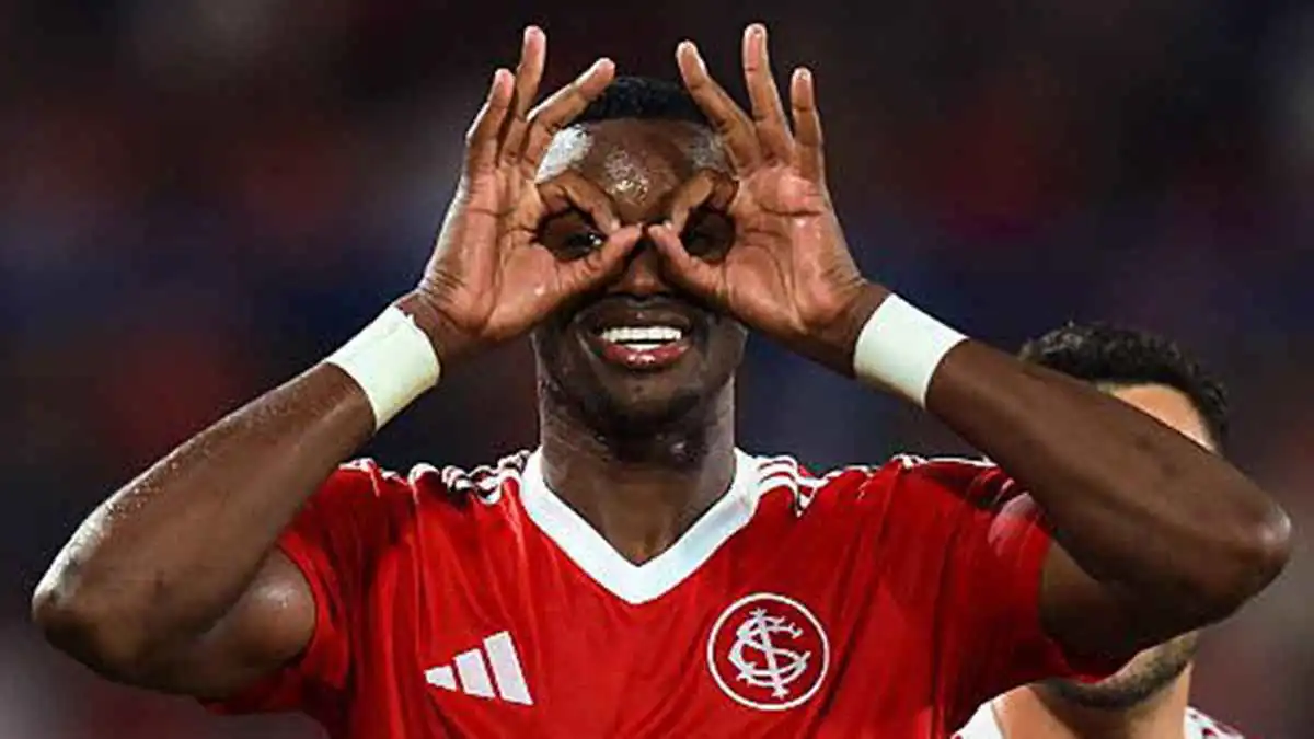 رونالدو جديد أصغر سنًا.. من هو ريكاردو ماتيوس الذي يريده النصر السعودي؟