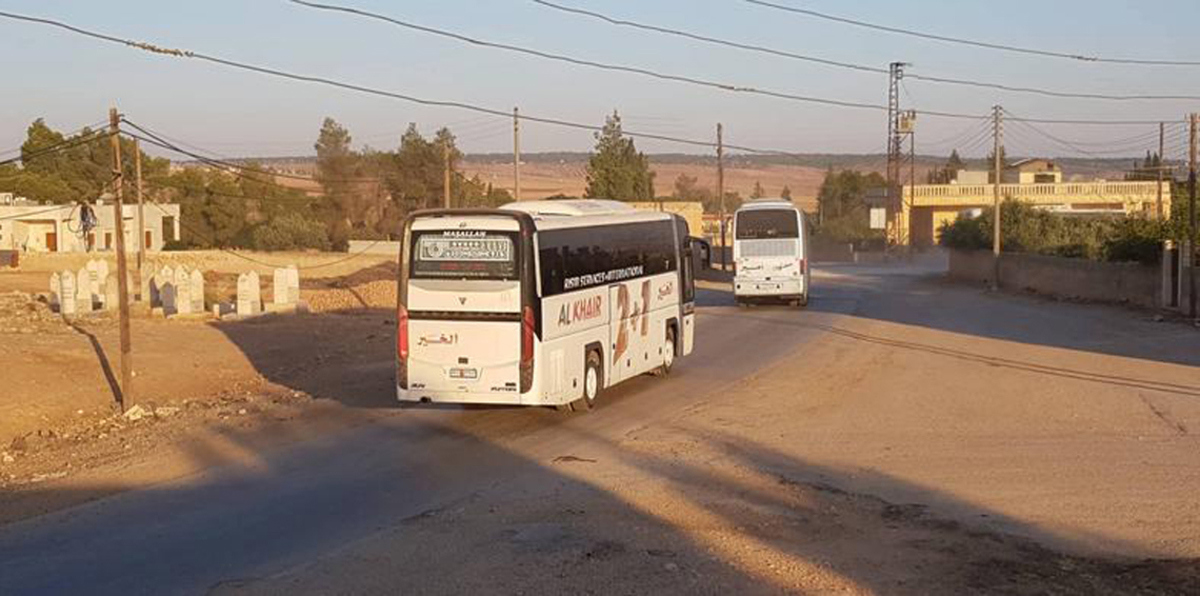 تنفيذًا لاتفاق الإجلاء.. دخول عشرات الحافلات لبلدتي "كفريا والفوعة" بسوريا
