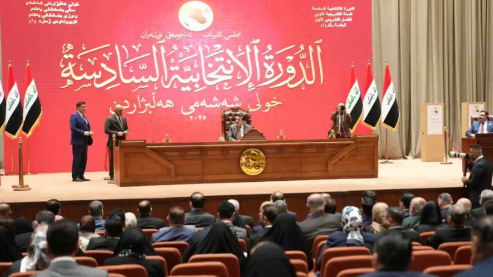 بعد جلسة البرلمان الأولى.. التوازن السياسي في العراق "على المحك"