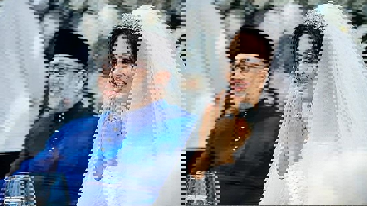 تنازل عن العرش لأجلها.. زوجة ملك ماليزيا السابق تنجب طفلها الأول