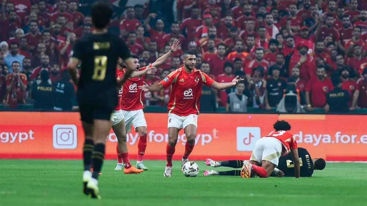 بينهم نجم الزمالك.. 5 لاعبين رفضوا جنة الأهلي المصري