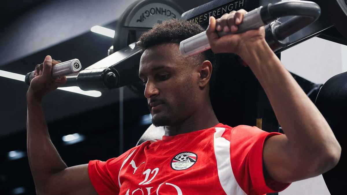 نجم الأهلي أولهم.. أقرب لاعبين لهيثم حسن في منتخب مصر 