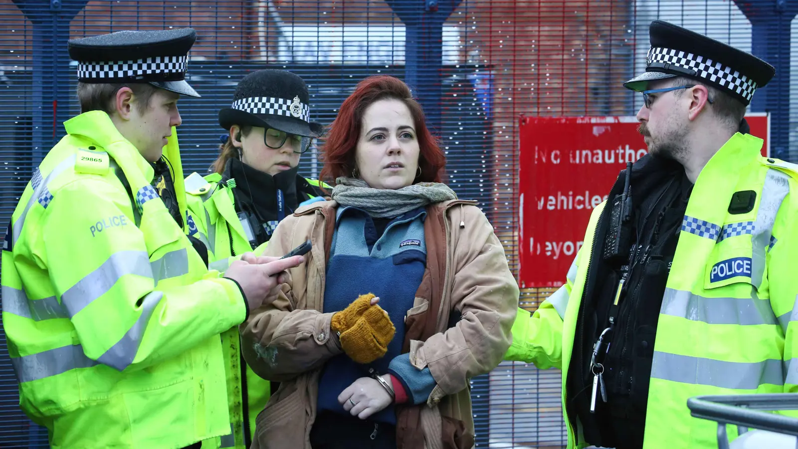 محاكمة 9 متهمين بالهجوم على شركة إسرائيلية في بريطانيا