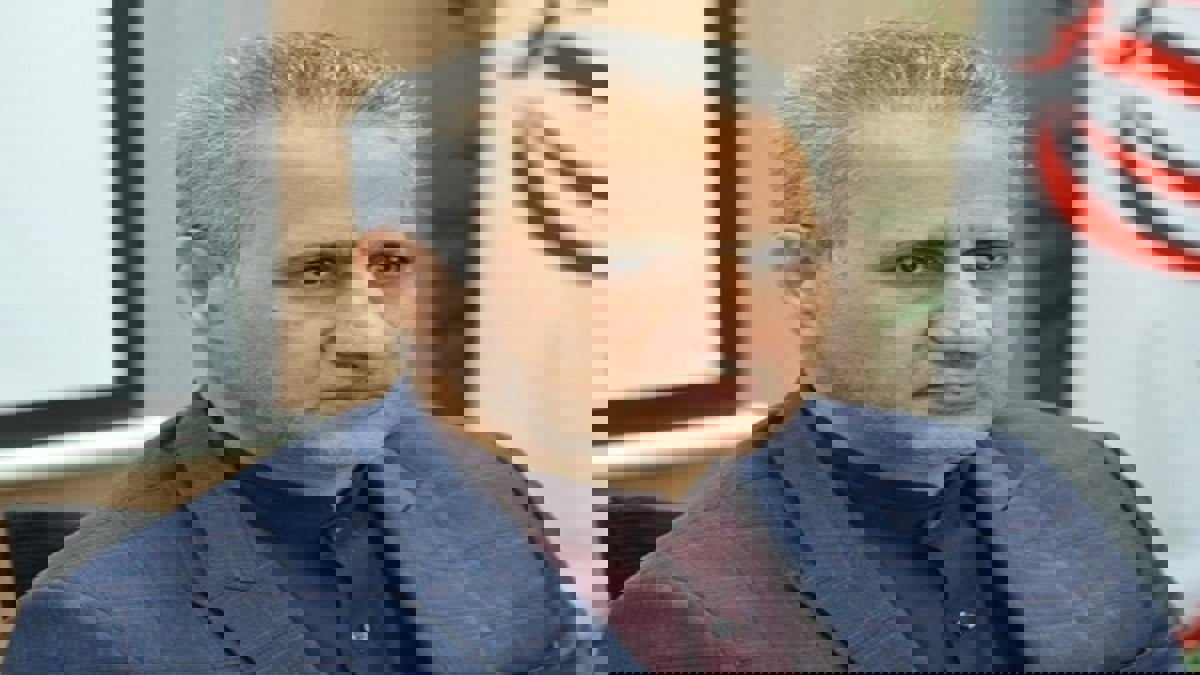 مسؤول: اقتصاد إيران تراجع من 200 مليار دولار إلى 90 بسبب الرؤية الأمنية السياسية