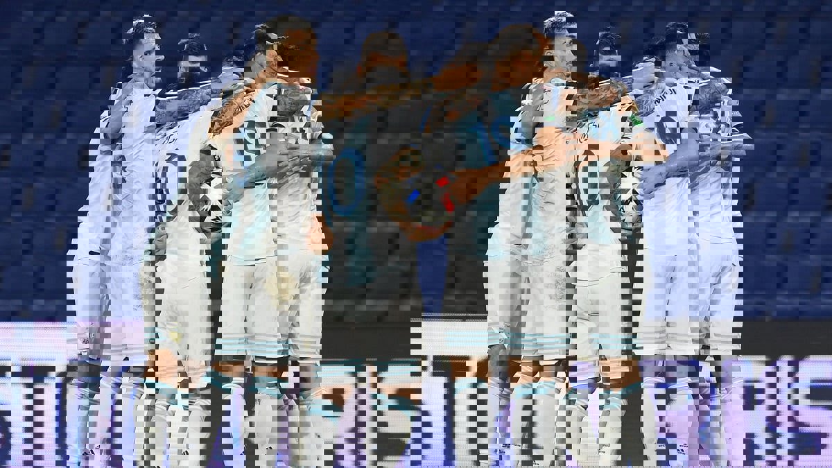 رسميا.. كونميبول يحسم موقفه من تأجيل مباراة الأرجنتين وبيرو في تصفيات كأس العالم