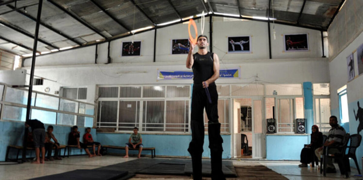 أول سيرك في غزة يرى النور (صور)