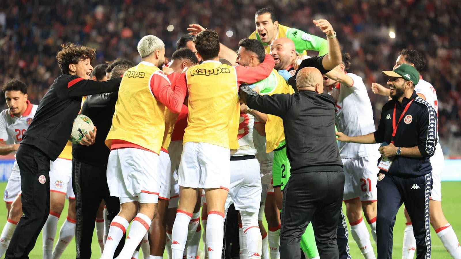 من هم "مزدوجو الجنسية" الذين رفضوا تمثيل منتخب تونس؟